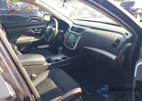 2017 Nissan Altima 2.5 S z USA, uszkodzony, nr VIN 1N4AL3APXHC139447